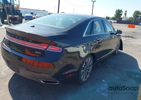 2015 Lincoln Mkz Hybrid Black Label z USA, uszkodzony, nr VIN 3LN6L2PU2FR625915